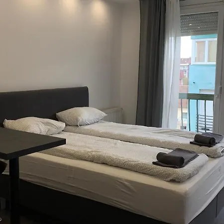 Central Apartment 2 Novi Sad Exterior photo